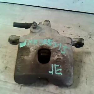 Akció MARUTI 800 Jobb első féknyereg munkahengerrel bontott alkatrész