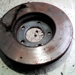 MAZDA 3 03.10-06.06 Első féktárcsa1.6d hűtött bontott alkatrész Expressz szállítás