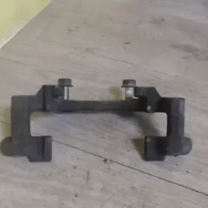 MAZDA 5 2005.06.01-2008.01.31 Bal első féknyereg tartó 2.0 d bontott alkatrész Gyors kiszállítás