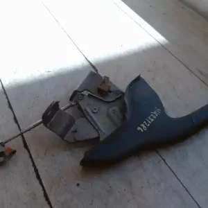 Olcsóbb MAZDA 6 05-08 Kézifék kar 2.0d bontott alkatrész