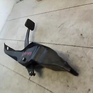 Csak ma MAZDA E2200 Fékpedál bontott alkatrész