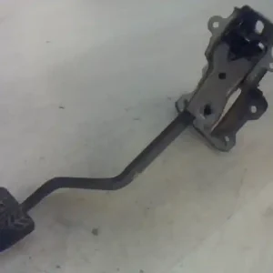 Szuper ajánlat MAZDA PREMACY 99.01-05.10 Fékpedál bontott alkatrész