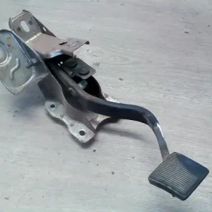 MAZDA Tribute 2001.01.01-2007.12.31 Fékpedál bontott alkatrész Korlátozott ajánlat