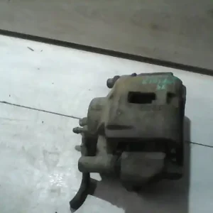 MAZDA XEDOS 6 92- Jobb első féknyereg munkahengerrel bontott alkatrész Ne maradj le