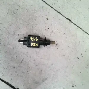 Prémium MERCEDES 124 Féklámpa pedál kapcsoló bontott alkatrész