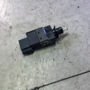 Ne maradj le MERCEDES A W168 2001.05.01-2004.08.31 Féklámpa pedál kapcsoló bontott alkatrész