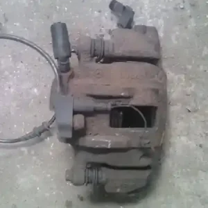 Legnépszerűbb MERCEDES A W168 2001.05.01-2004.08.31 Bal első féknyereg munkahengerrel bontott alkatrész