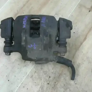 Végkiárusítás MERCEDES A W168 2001.05.01-2004.08.31 Bal első féknyereg munkahengerrel bontott alkatrész