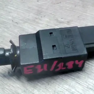 MERCEDES A160 Féklámpa pedál kapcsoló bontott alkatrész Legkelendőbb