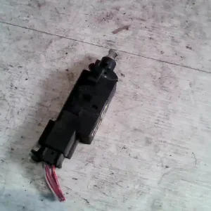 MERCEDES A170 Féklámpa pedál kapcsoló bontott alkatrész Végkiárusítás