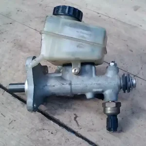 Ne maradj le MERCEDES C (W203) 2000.06.01-2006.12.31 Főfékhenger bontott alkatrész