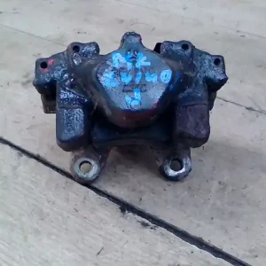 MERCEDES C (W203) 2000.06.01-2006.12.31 Jobb hátsó féknyereg munkahengerrel 4 ajtós 2,7d bontott alkatrész Olcsóbb