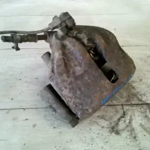 MERCEDES SPRINTER 95-00 Bal első féknyereg munkahengerrel 2.9 d bontott alkatrész Nézd meg most