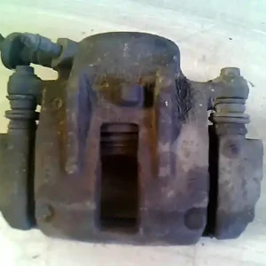 MERCEDES VANEO 01.09-05.09 Bal első féknyereg munkahengerrel 1.7 cdi bontott alkatrész Kiárusítás