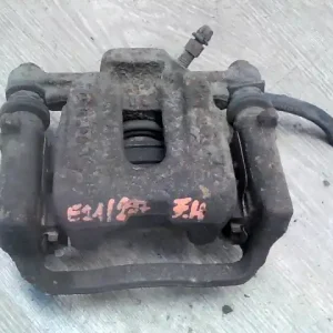 MERCEDES VANEO 01.09-05.09 Jobb hátsó féknyereg munkahengerrel bontott alkatrész Vásárlói kedvenc