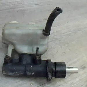 MERCEDES VITO 96- Főfékhenger 2.3dbontott alkatrész Kiárusítás