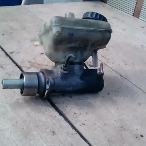 Árengedmény MERCEDES VITO 96- Főfékhenger 2,2 d bontott alkatrész