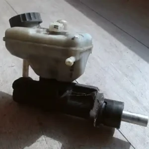 Ajánlat MERCEDES VITO 96- Főfékhenger 2.2d bontott alkatrész