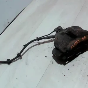 Kedvezmény MERCEDES VITO 96- Jobb első féknyereg munkahengerrel bontott alkatrész