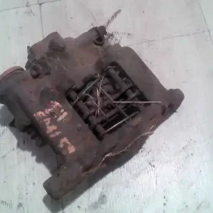 Utolsó esély MERCEDES VITO 96- Jobb hátsó féknyereg munkahengerrel 2.3d bontott alkatrész