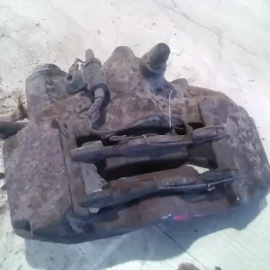 MERCEDES VITO 96- Jobb hátsó féknyereg munkahengerrel 2.2d bontott alkatrész Akciós ár