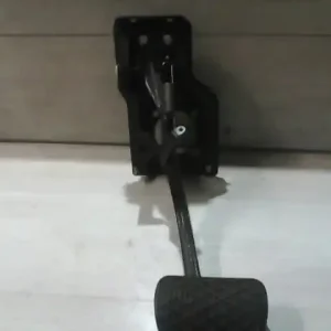 Expressz kézbesítés MERCEDES W220 S 320 CDI Fékpedál bontott alkatrész