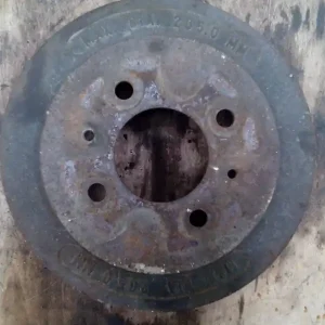 MITSUBISHI CARISMA 95.05-99.07 Hátsó fékdob bontott alkatrész Prémium