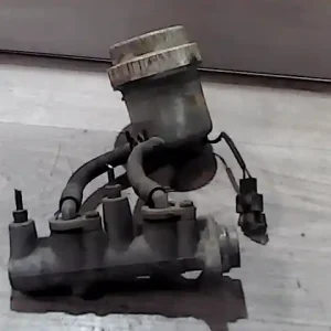 Olcsóbb MITSUBISHI COLT 92-96 Főfékhenger bontott alkatrész