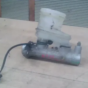 Gyors kiszállítás MITSUBISHI COLT 98-03 Főfékhenger tartállyal,kupak nélkül,1.6i bontott alkatrész