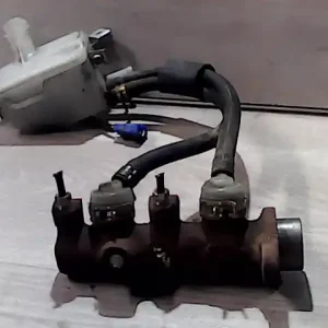 MITSUBISHI L300 Főfékhenger bontott alkatrész Expressz kézbesítés