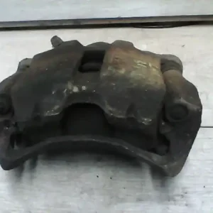 MITSUBISHI LANCER 88-92 Jobb első féknyereg munkahengerrel bontott alkatrész Nézd meg most