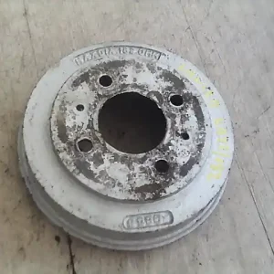 Ne maradj le MITSUBISHI LANCER 96-98 Hátsó fékdob1.3i bontott alkatrész