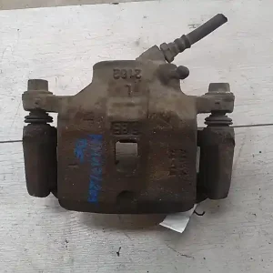 MITSUBISHI SPACE RUNNER Bal első féknyereg munkahengerrel bontott alkatrész Prémium