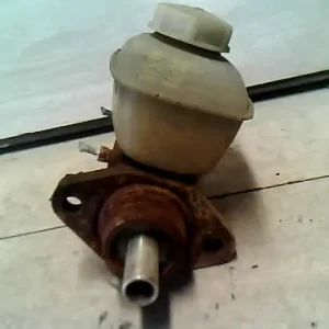 Szuper ajánlat MOSZKVICS 1500 Főfékhenger bontott alkatrész