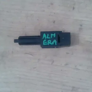 NISSAN ALMERA 00-03 Féklámpa pedál kapcsoló bontott alkatrész Olcsóbb