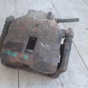 NISSAN ALMERA 03- Bal első féknyereg munkahengerrel 1.5i bontott alkatrész Bestseller