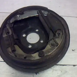 NISSAN ALMERA 00-03 Jobb hátsó fék alaplap1.5ibontott alkatrész Utolsó esély