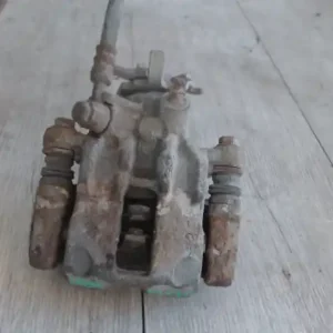 NISSAN ALMERA 03- Jobb hátsó féknyereg munkahengerrel 1.5i bontott alkatrész Bestseller