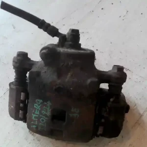 Újdonság NISSAN ALMERA 96-98 Jobb első féknyereg munkahengerrel bontott alkatrész