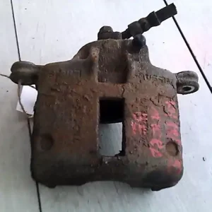 Legjobb ár NISSAN MICRA K11 92.08-00.07 Bal első féknyereg munkahengerrel bontott alkatrész